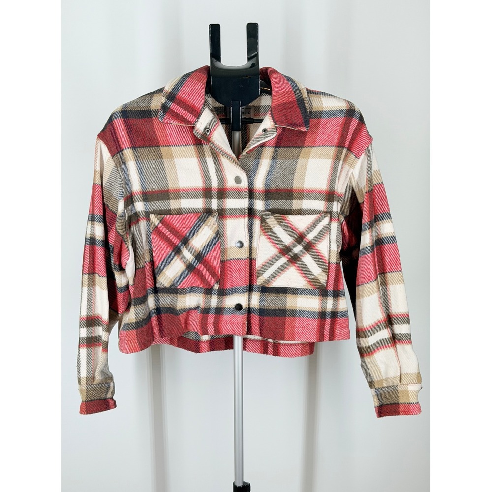 For The Republic Women Small Red Plaid Cropped Shacket Button Front Shirt Jacket